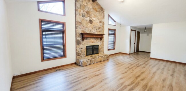 Photo - Beautiful Ranch Style Home!