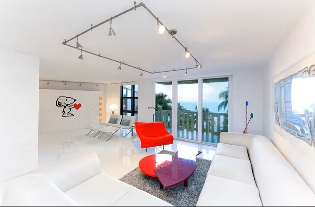 Living room - 1111 Crandon Blvd Unidad 303