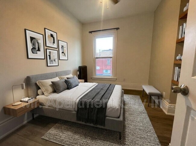 Photo - 57 Barton St E Unité 1