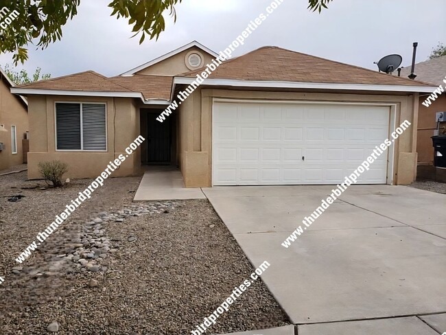 Great location - 4 Bedroom, 2 Bathroom, 2 ... - Great location - 4 Bedroom, 2 Bathroom, 2 ... Casa