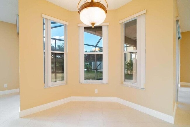 Photo - 7227 Chesapeake Cir