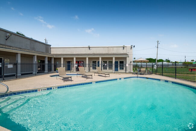 Piscina - The Bay Club