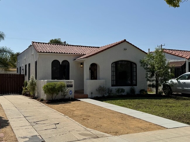 Building Photo - Classic Spanish Revival in California Heig... Rental