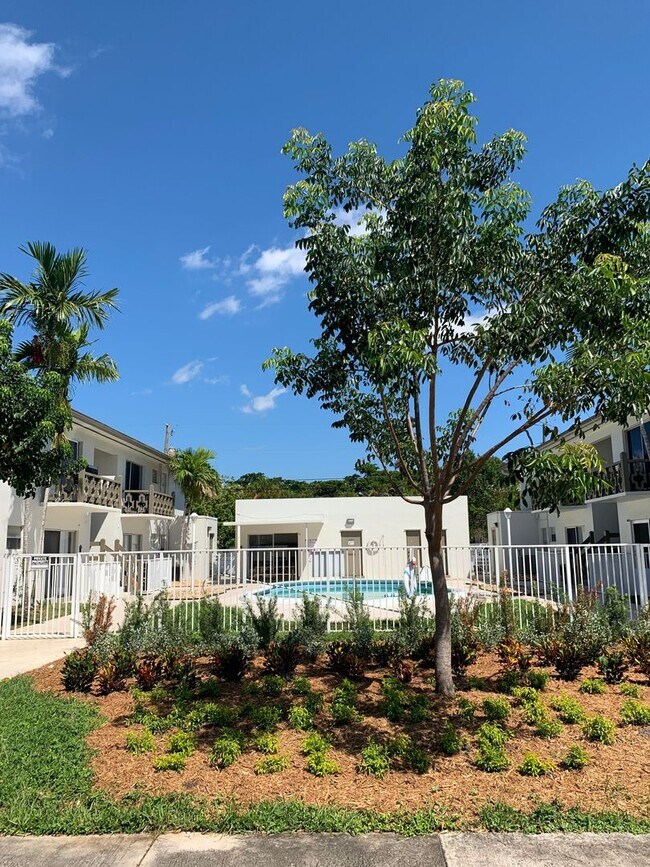 Photo - Eden House - 3601 Van Buren St Hollywood, FL 33021