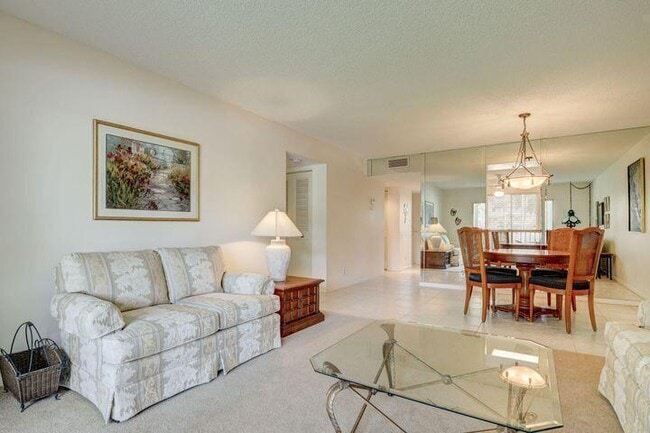 Photo - 14375 Strathmore Ln Unit 206