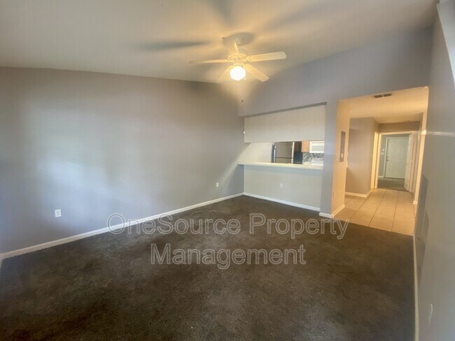 Photo - 2738 W Tharpe St Unidad # 503