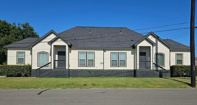 Photo - 4801 Wenda St Unit B