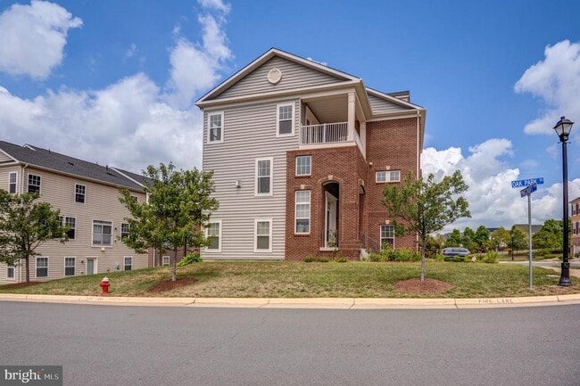 Photo - 22283 Pinecroft Terrace