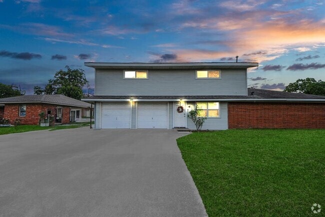 Building Photo - 5747 Turtle Creek Rd Rental