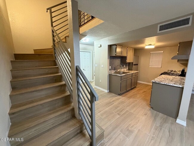 Photo - 3585 Waterspring Way