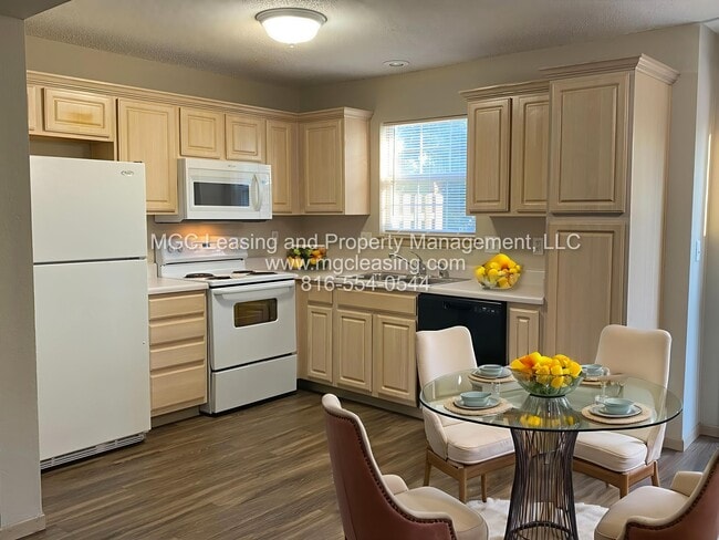 Photo - 918 Garden Dr