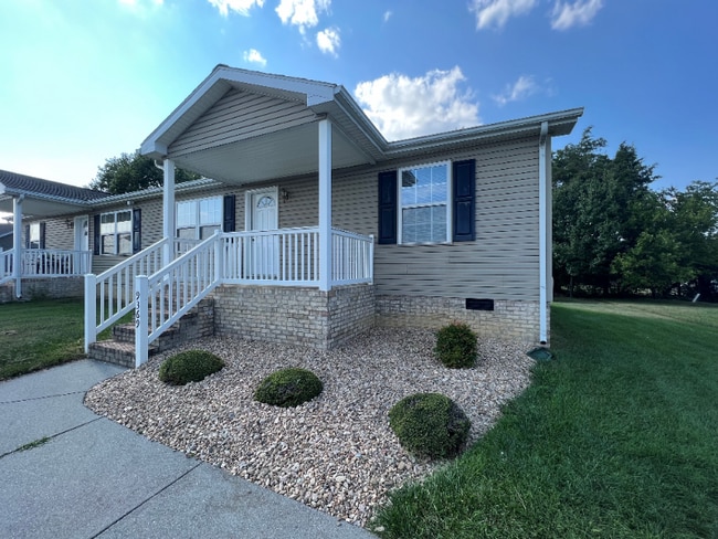 Building Photo - 9355 Redtop Ct