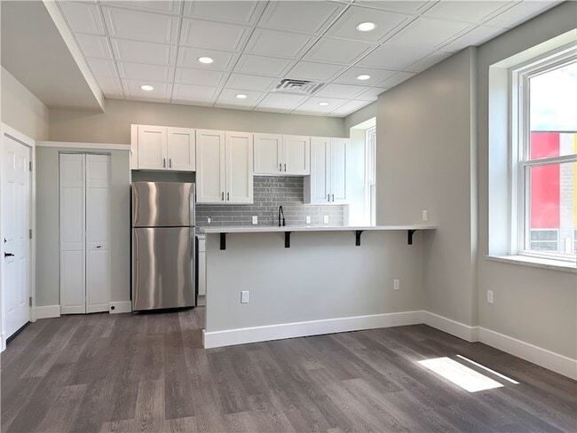 Photo - 422 Walnut St Unit 2