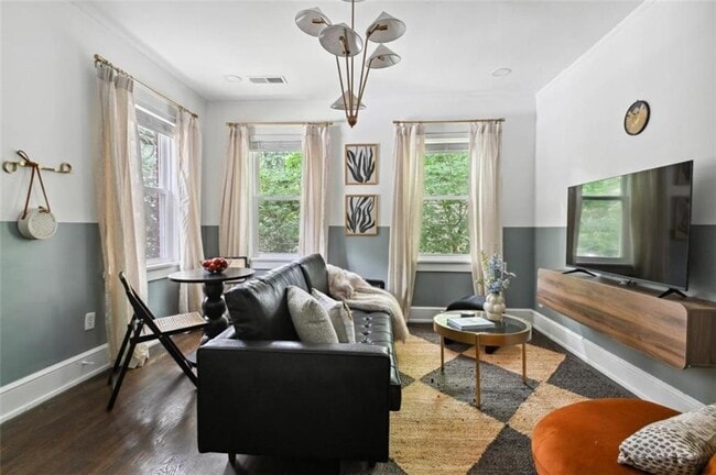 Photo - 1351 Oxford Rd NE Unit 3