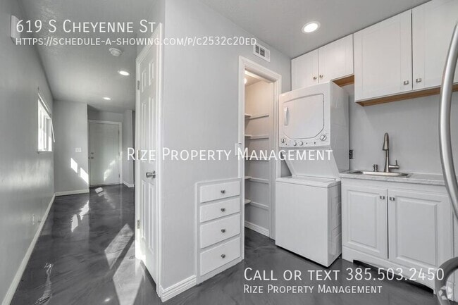Building Photo - 619 S Cheyenne St Rental