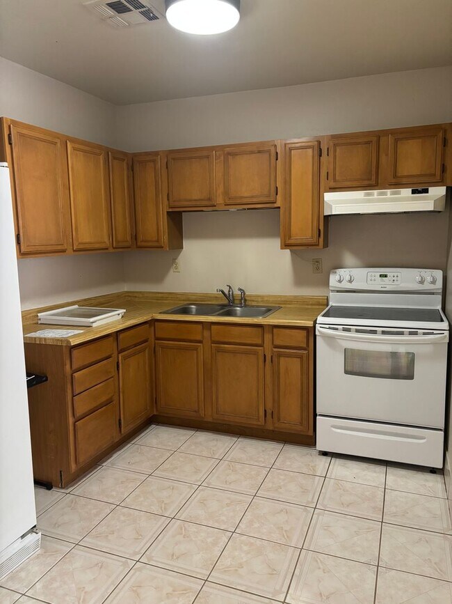 211 Zinc St