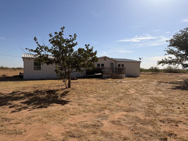 8800 W County Rd 166
