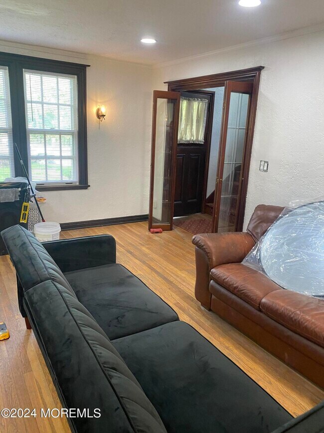 Photo - 98 Darlington Rd