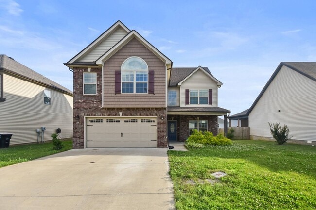 Building Photo - Pet Friendly Four Bedroom!