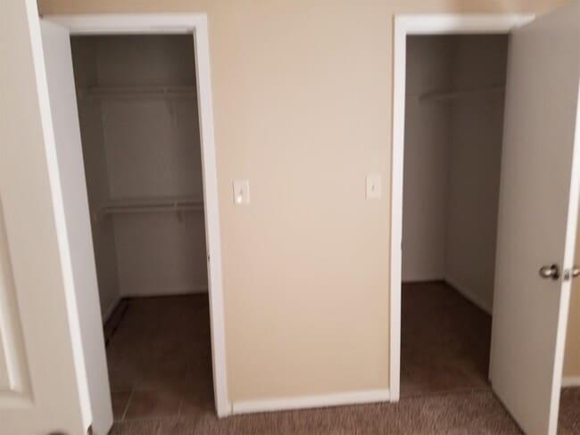 Photo - 610 E Water St