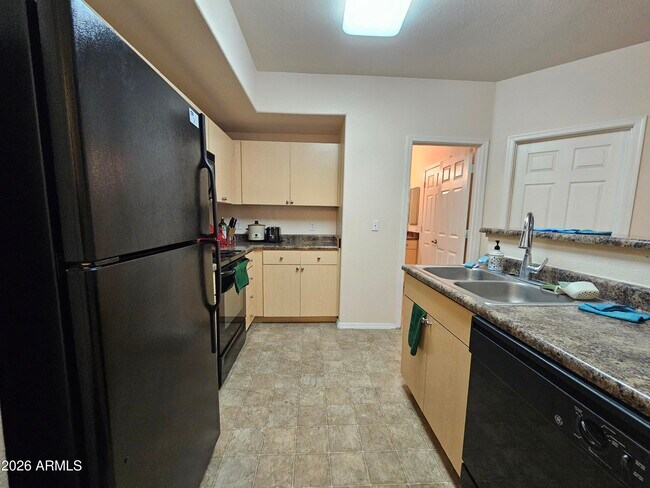 18416 N Cave Creek Rd Unit 2036