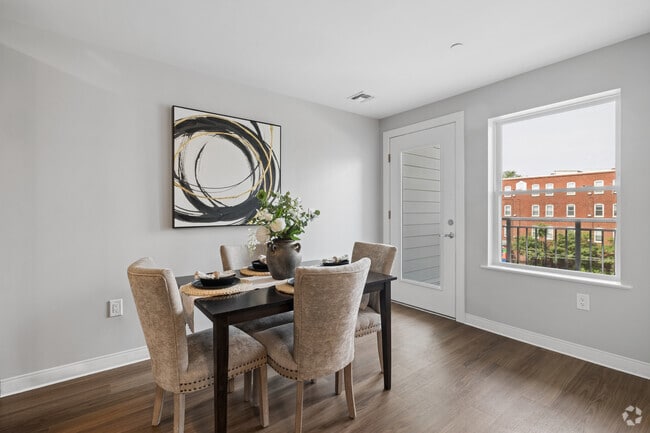 2BR, 1BA - 801SF - Dining Room