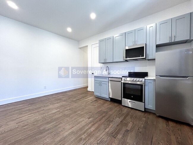 Photo - 45 Tiemann Pl Unit 6O