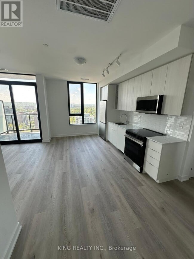 Photo - 2075 Lakeshore Rd. Unit 2202