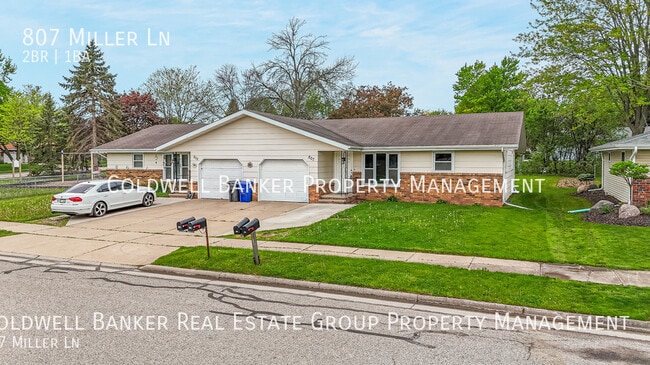 Photo - 807 Miller Ln