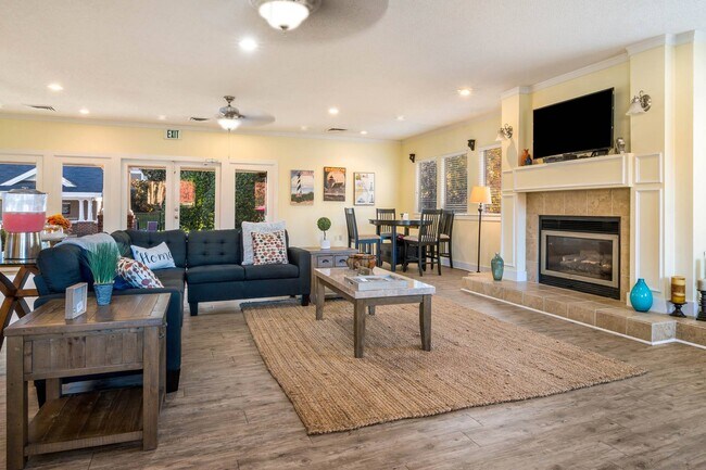 Photo - Cedar Springs Apartments