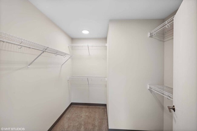 Rolling Hills Apartments