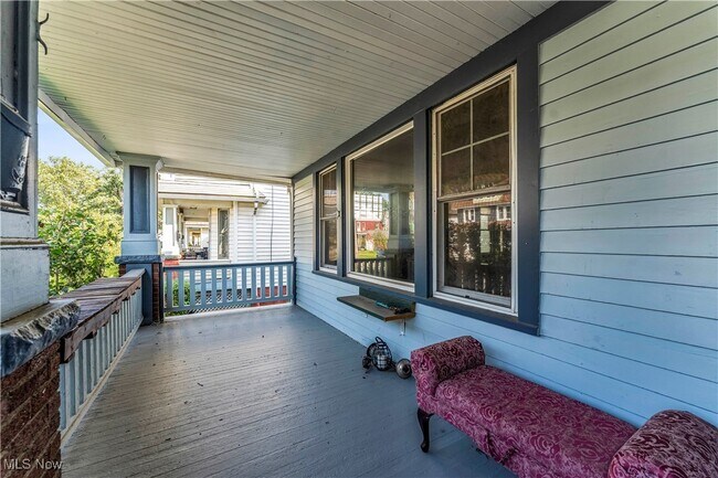 Photo - 1909 W 73rd St Unidad 1/DN