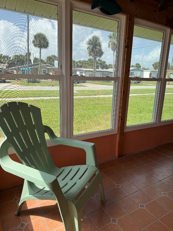 Photo - 385 Woodland Ave