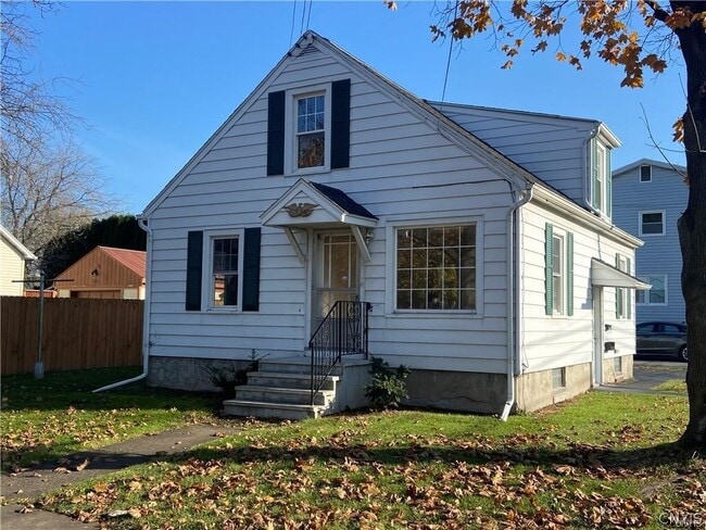 Photo - 106 Hazelhurst Ave