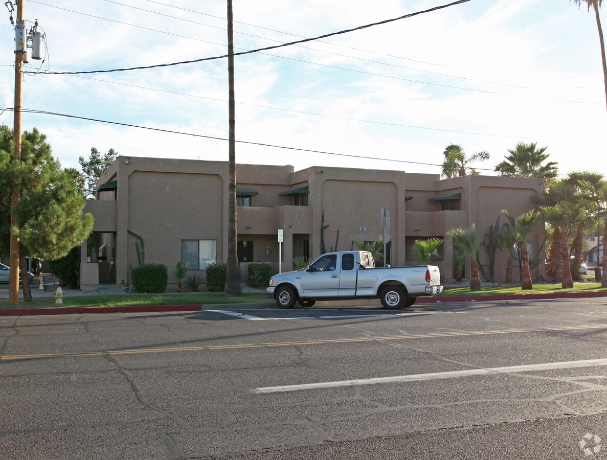 Photo - LaMar Apartments