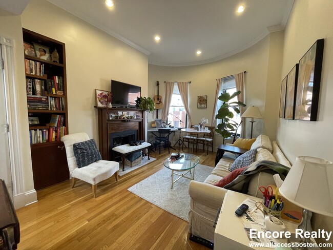 Photo - 28 Symphony Rd Apartments Unit 6