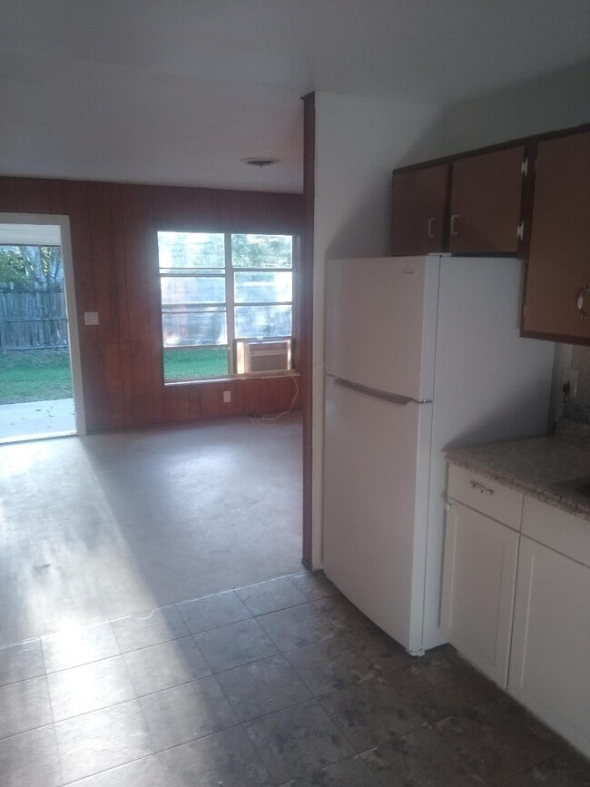 1406 34th Ave Unit 06