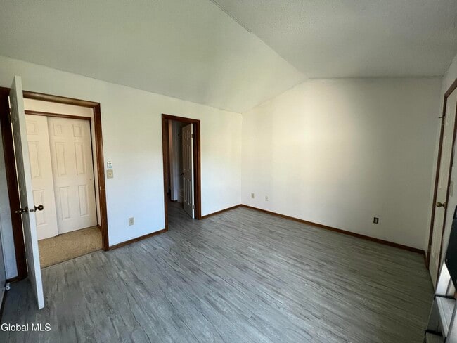 Photo - 4607 Foxwood Dr S