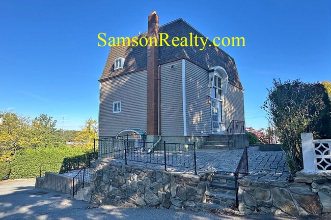 Photo - 5 Woodward Ave