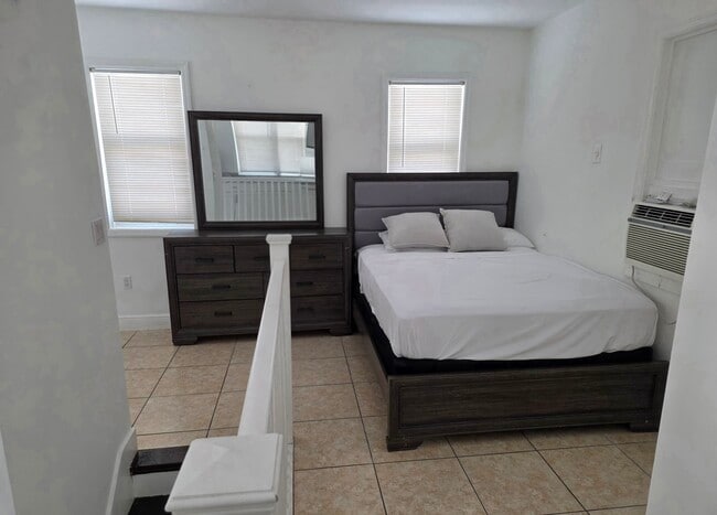 Photo - 1122 SW 17th Ave Unidad #3