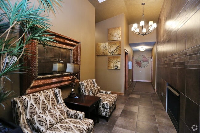 Photo - Sullivan Court Apartments
