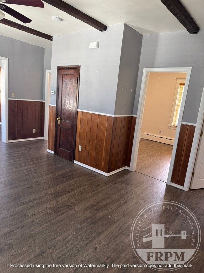 Photo - 463-465 Sawyer St Unit 2