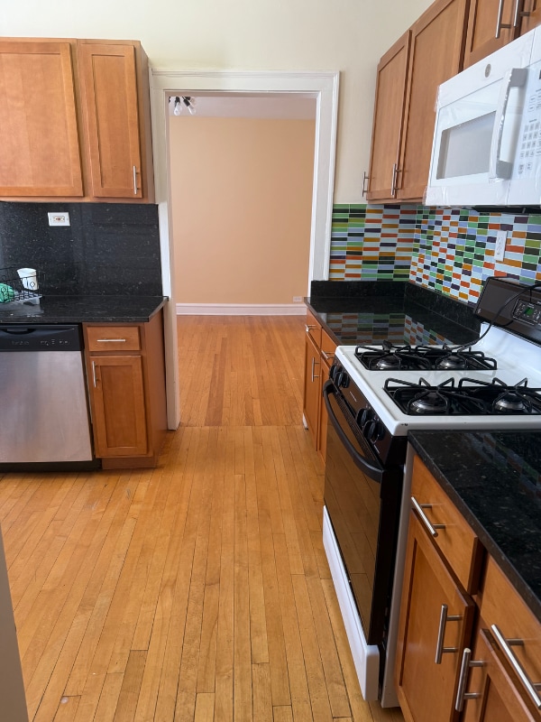 Building Photo - 3847 N Linder Ave Rental