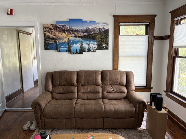 503 Dryden Rd