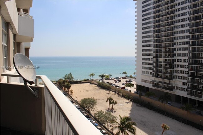 Building Photo - 1980 S Ocean Dr Unit 8N