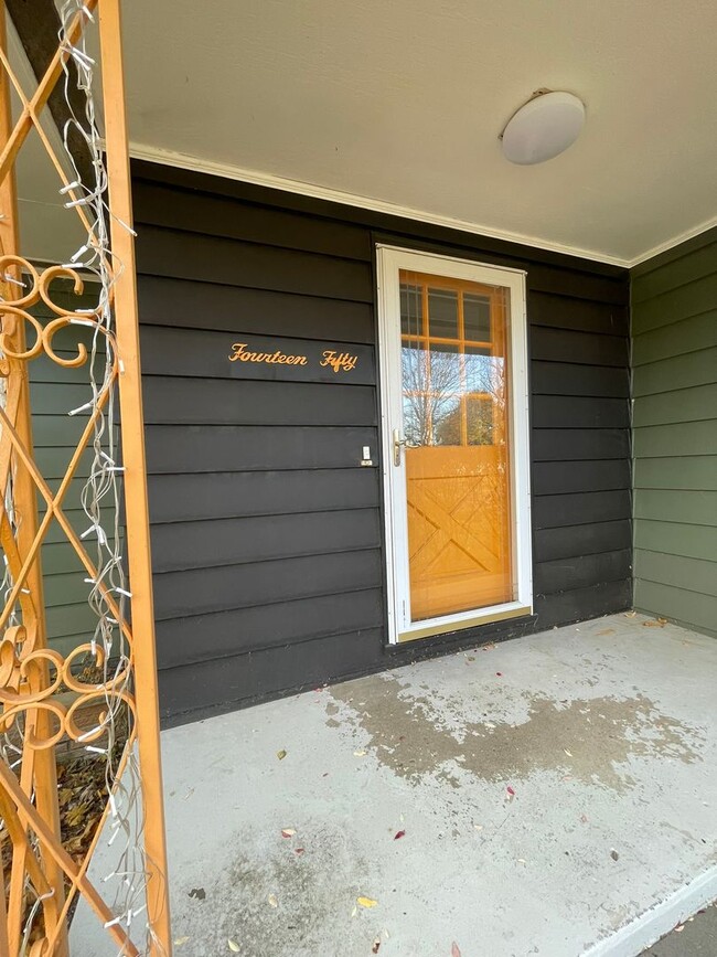 1450 Marlborough Dr