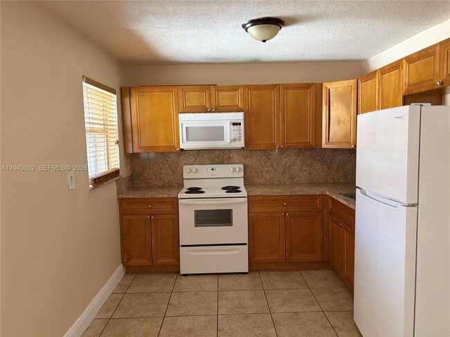 Photo - 307 E 14th St