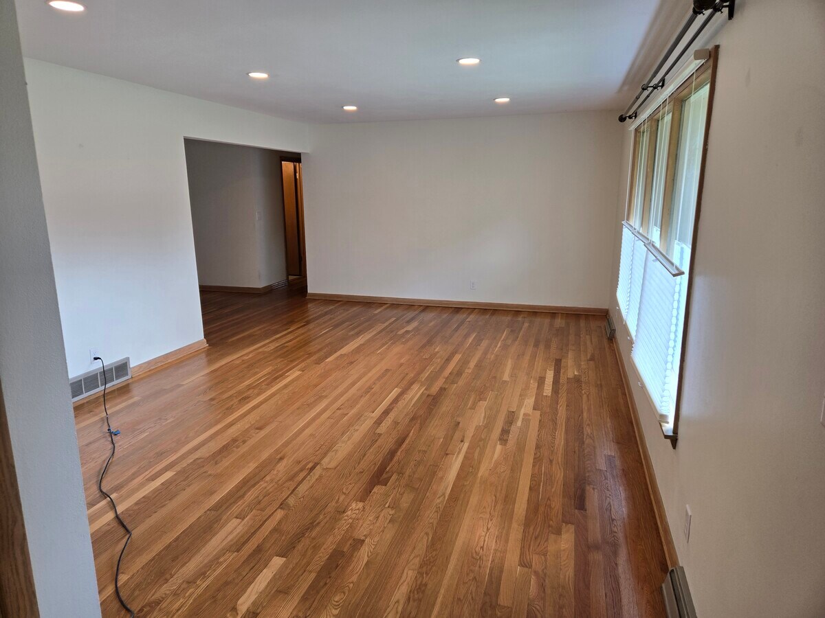 Sala de estar - 17570 Lucy Cir