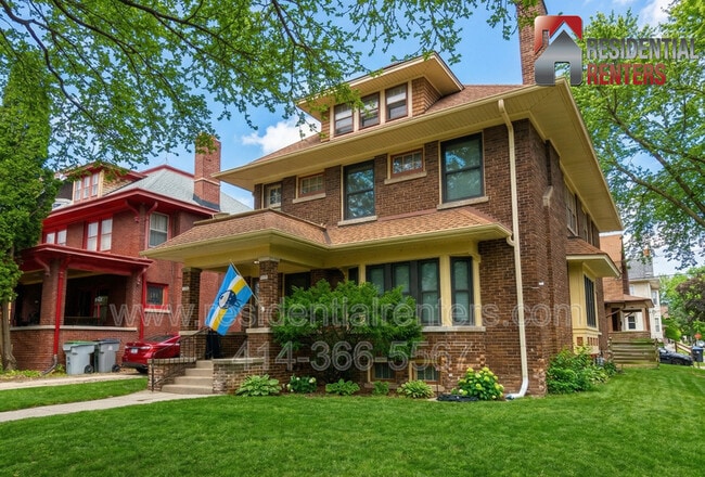 Building Photo - 3002 N Frederick Ave