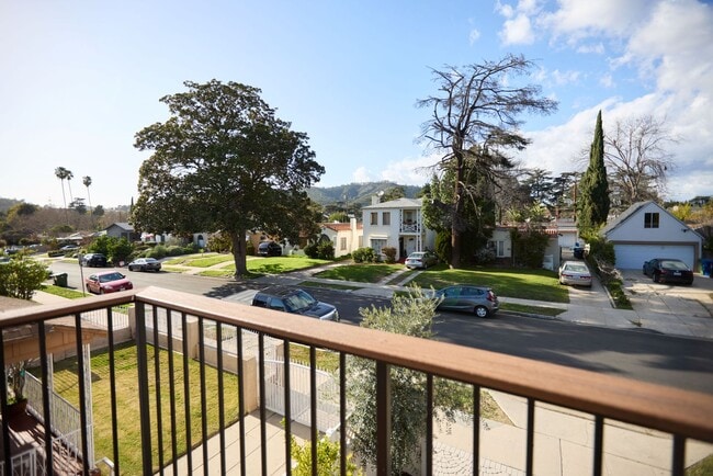 Photo - 3730 Edenhurst Ave Unit Studio ADU